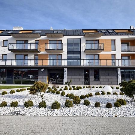 Przystan Apartamenty Сърбиново Екстериор снимка