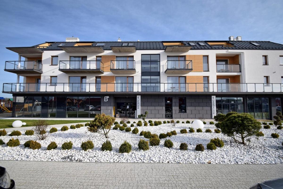 Przystan Apartamenty Сърбиново Екстериор снимка