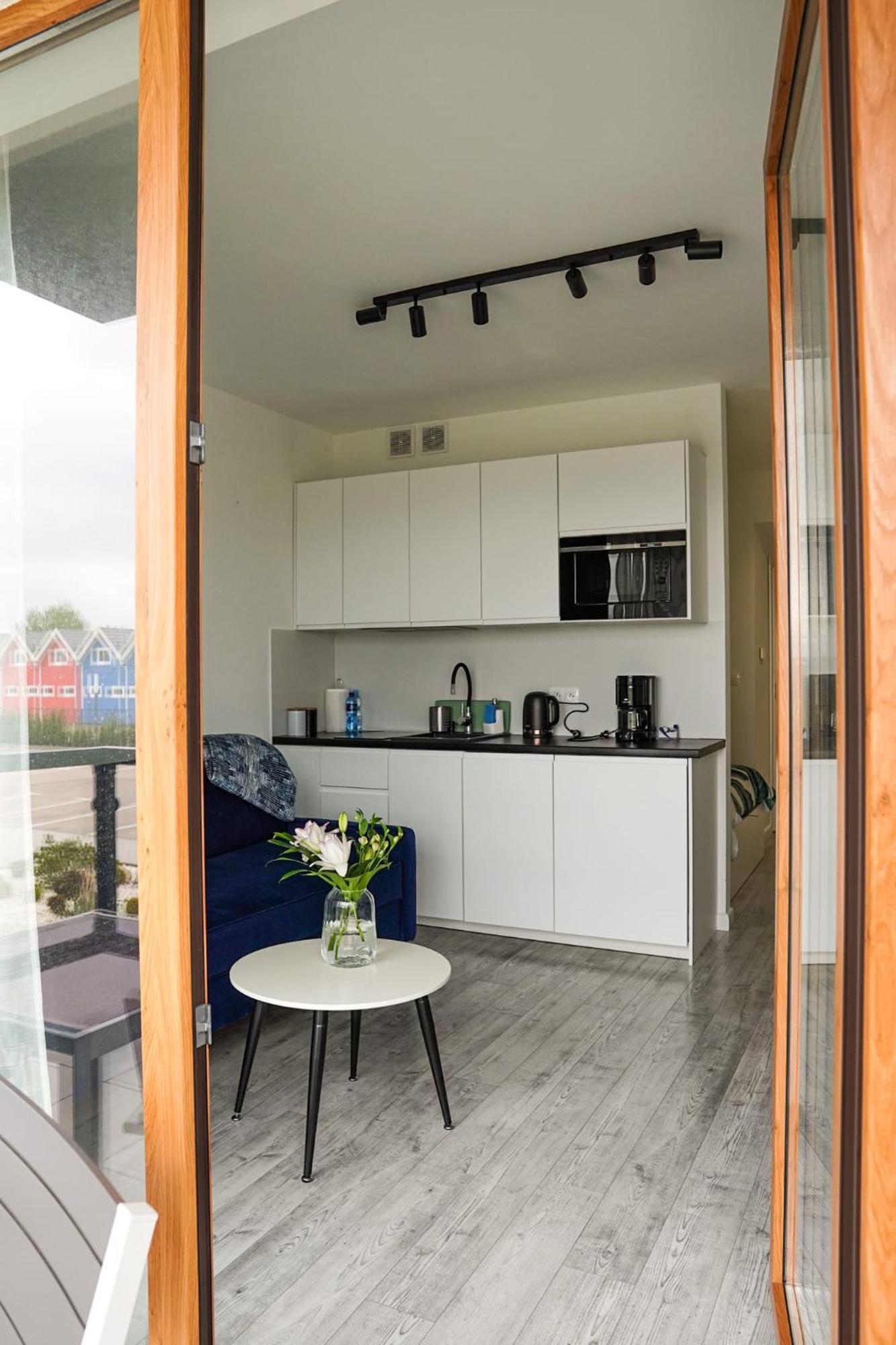Przystan Apartamenty Сърбиново Екстериор снимка